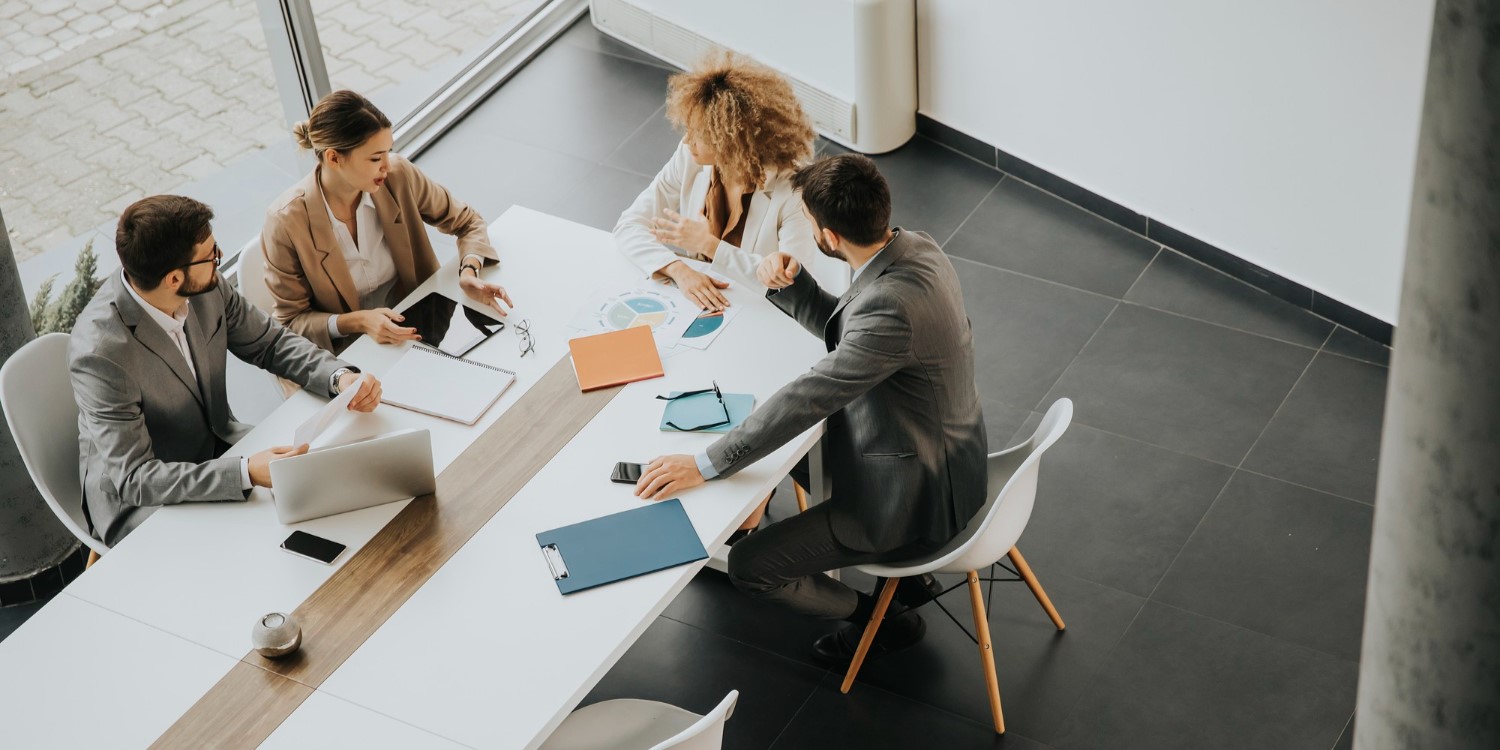 Коммуникация с сотрудниками